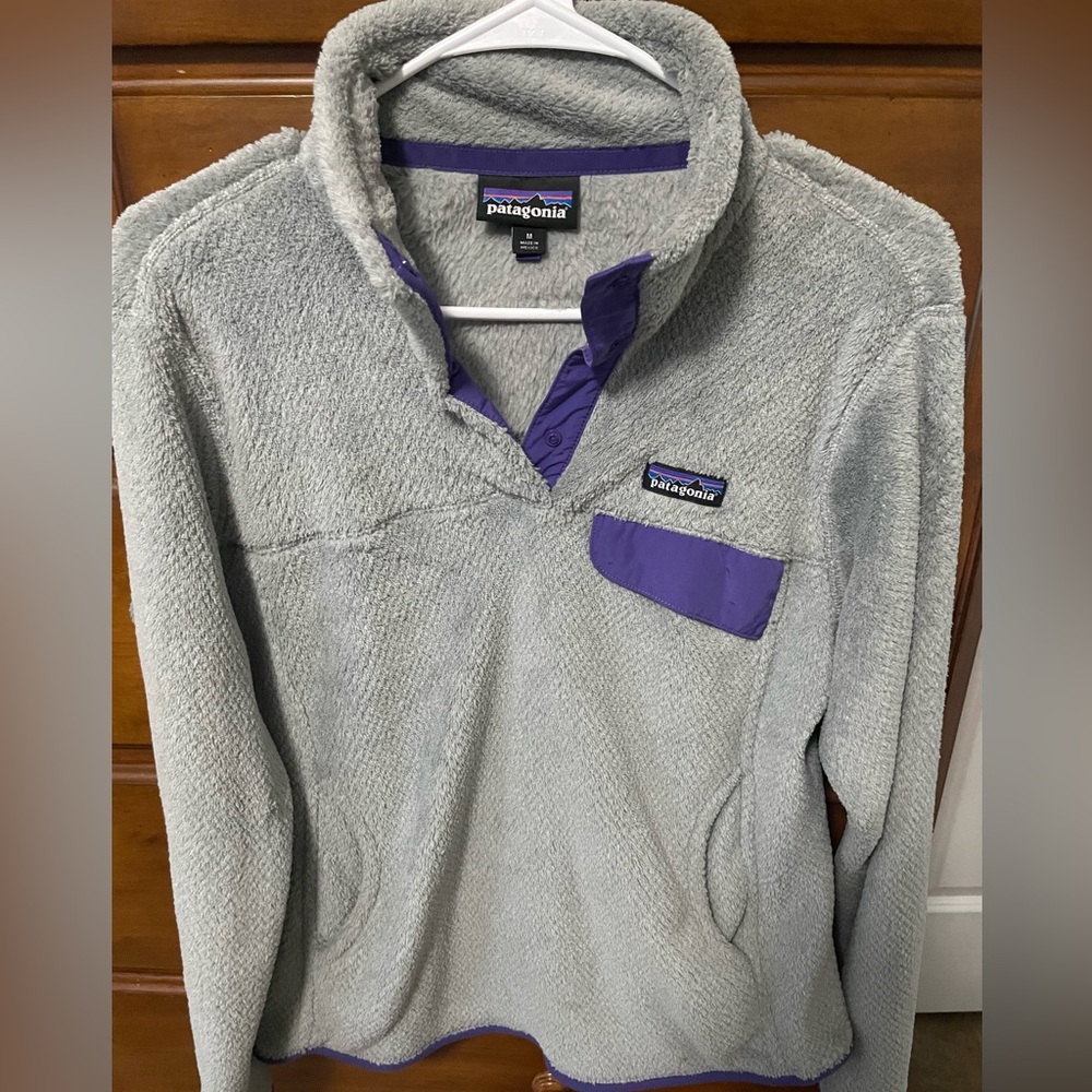 Patagonia pullover size Medium